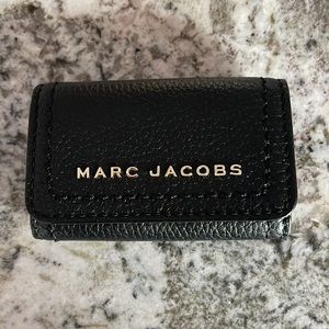 BRAND NEW Marc Jacobs key 🔑 wallet